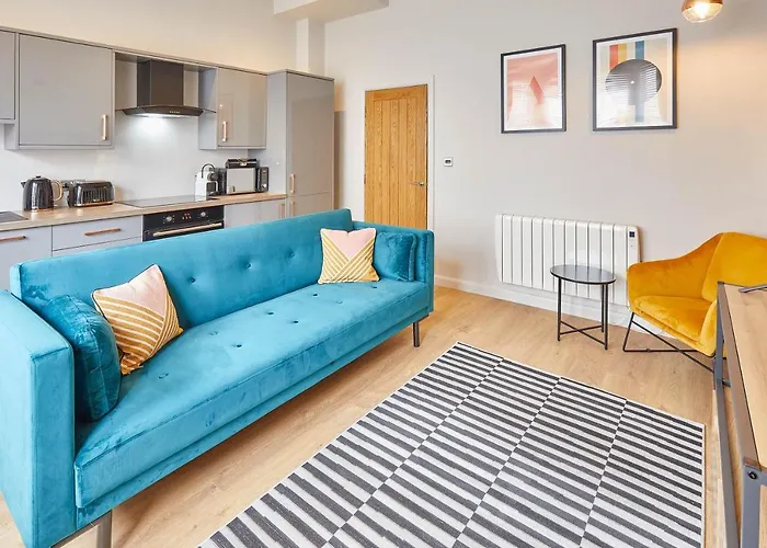 Host & Stay - North Marine House